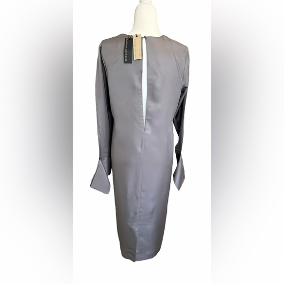 Banana Republic Heritage 100% Silk Sheath Dress Luxe Gray Seamed Midi Sz S NWT - Picture 8 of 12
